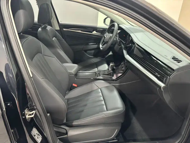 Volkswagen Passat — Фото автомобиля 9