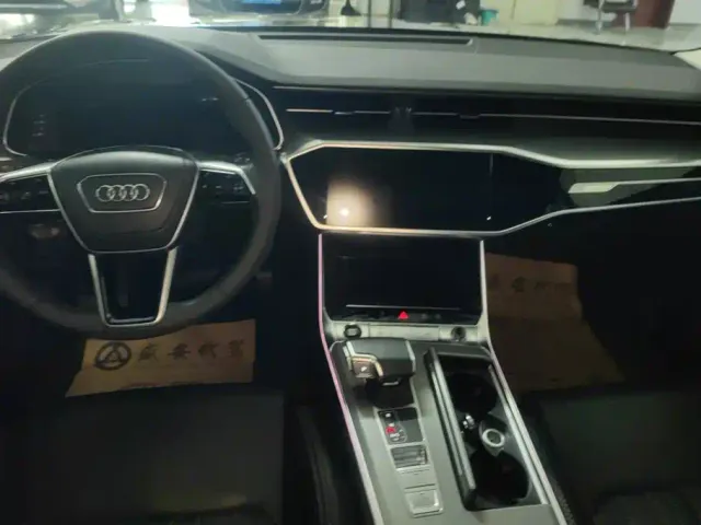 Audi A6L — Фото автомобиля 12