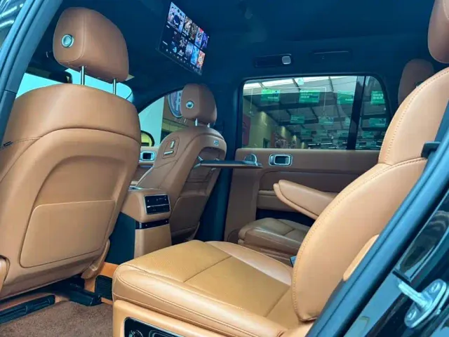 Li Auto L9 — Фото автомобиля 6