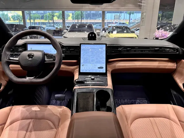 Nio ES6 — Фото автомобиля 15