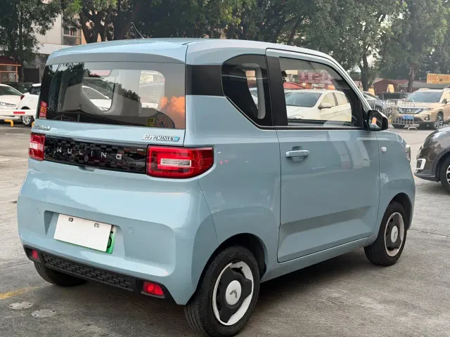 Wuling Hongguang Mini EV — Фото автомобиля 5