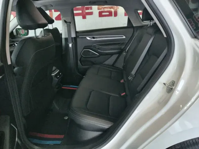 Geely Emgrand — Фото автомобиля 7