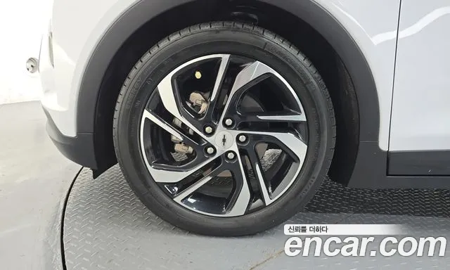 Chevrolet Bolt EV New — Фото автомобиля 5