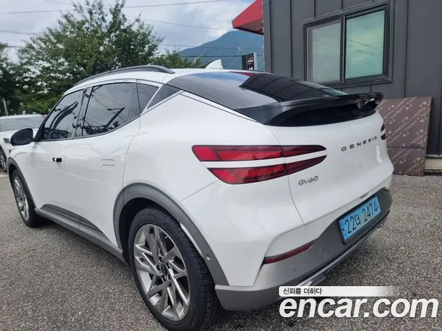 Genesis GV60 — Фото автомобиля 4
