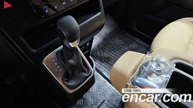 Hyundai Staria — Фото автомобиля 12