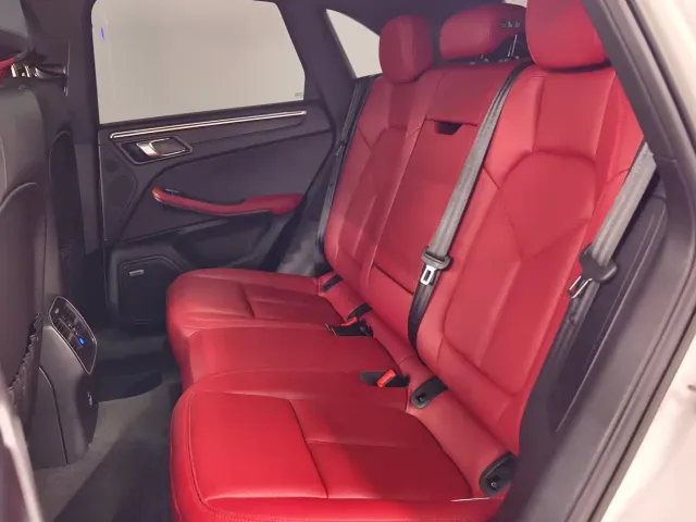 Porsche Macan — Фото автомобиля 8