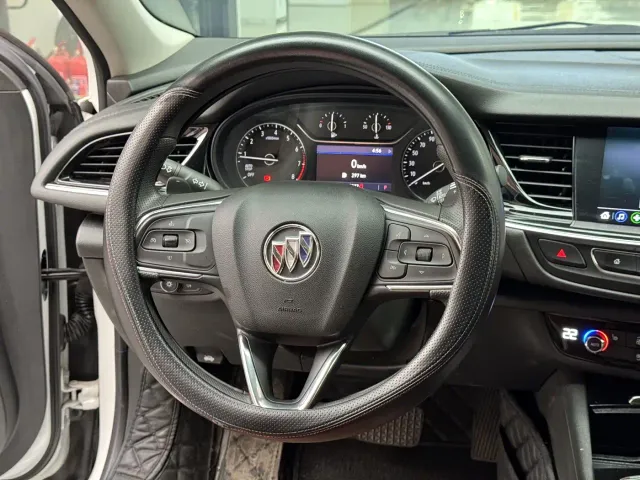 Buick Regal — Фото автомобиля 14