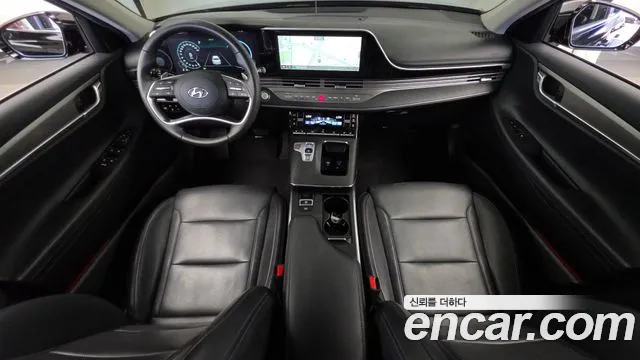 Hyundai Grandeur New — Фото автомобиля 10