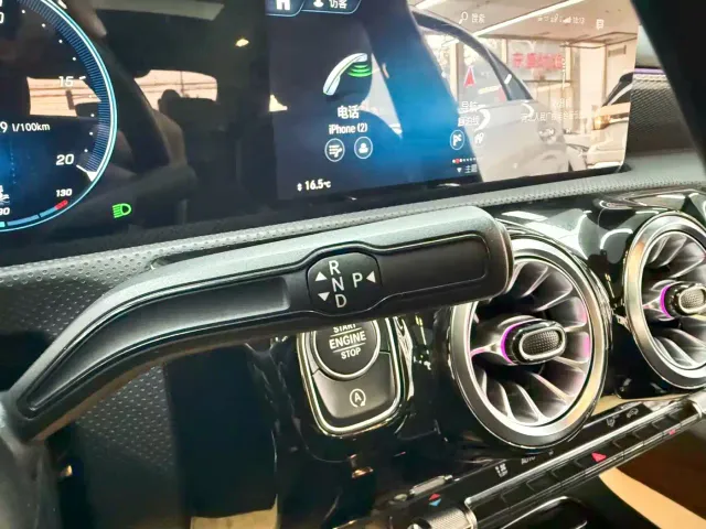 Mercedes-Benz A-Class — Фото автомобиля 11