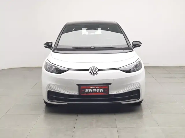 Volkswagen ID.3 — Фото автомобиля 3