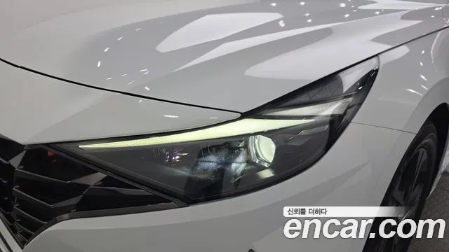 Hyundai AVANTE Avante (CN7) — Фото автомобиля 22