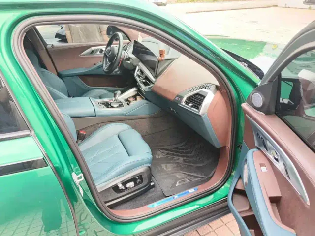 BMW XM — Фото автомобиля 13