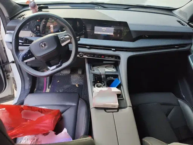 Changan CS75 Plus — Фото автомобиля 12