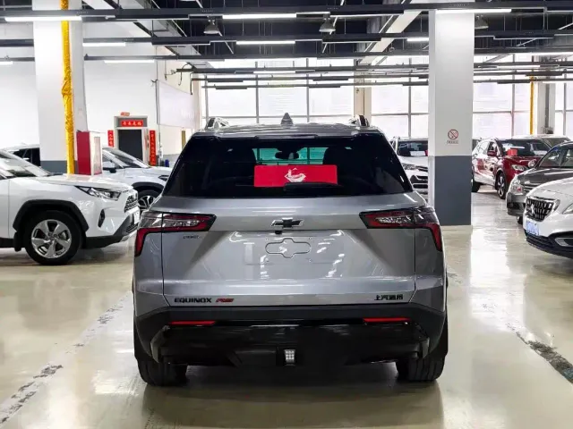 Chevrolet Equinox Plus — Фото автомобиля 18