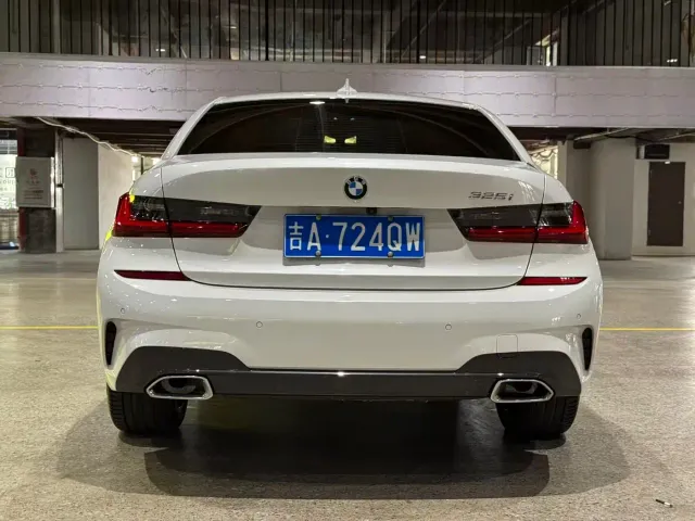 BMW 3 Series — Фото автомобиля 8