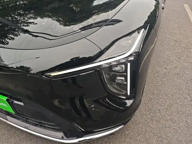 IM Motors LS6 — Фото автомобиля 23