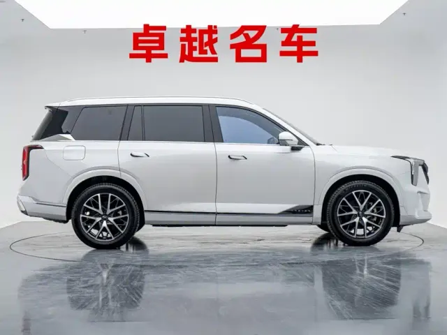 GAC Trumpchi GS8 — Фото автомобиля 4