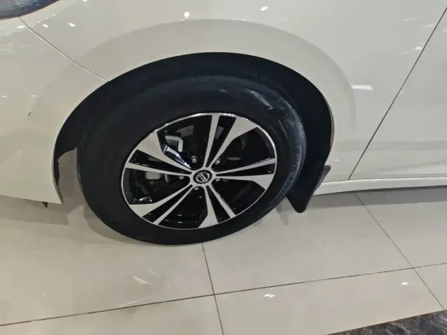 Nissan Sylphy — Фото автомобиля 22