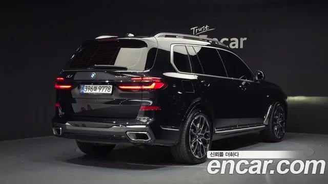 BMW X7 G07 — Фото автомобиля 2