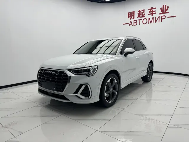 Audi Q3 — Фото автомобиля 4