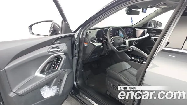 Audi Q5 40 TFSI quattro S Line — Фото автомобиля 9