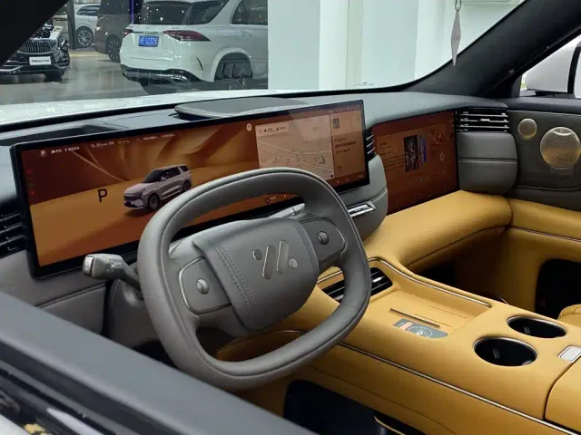 IM Motors LS8 — Фото автомобиля 28