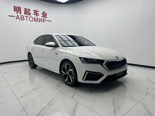 Skoda Octavia — Фото автомобиля 3