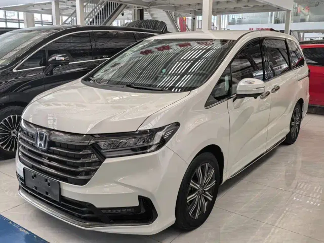 Фотография автомобиля — Honda Odyssey