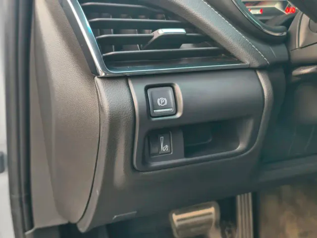 Cadillac CT5 — Фото автомобиля 15