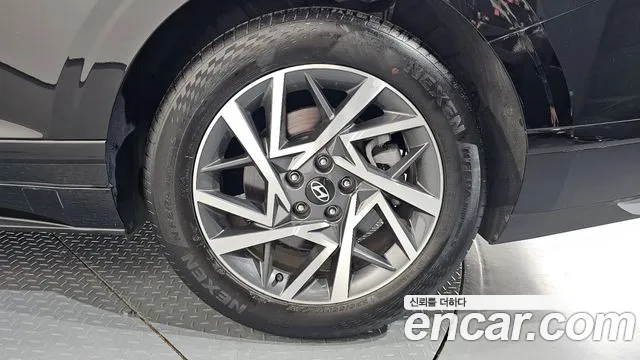Hyundai Grandeur Grandeur (GN7) 3.5 Бензин 2WD — Фото автомобиля 21