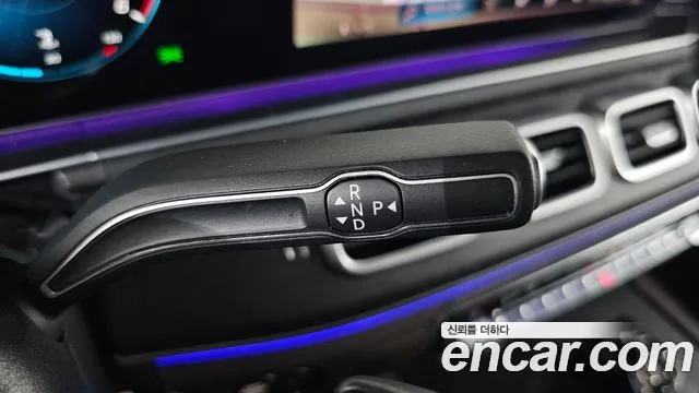 Mercedes-Benz GLS-Class — Фото автомобиля 9