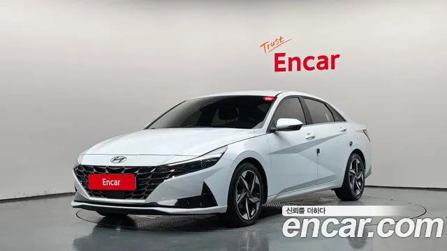 Фотография автомобиля — Hyundai Avante CN7