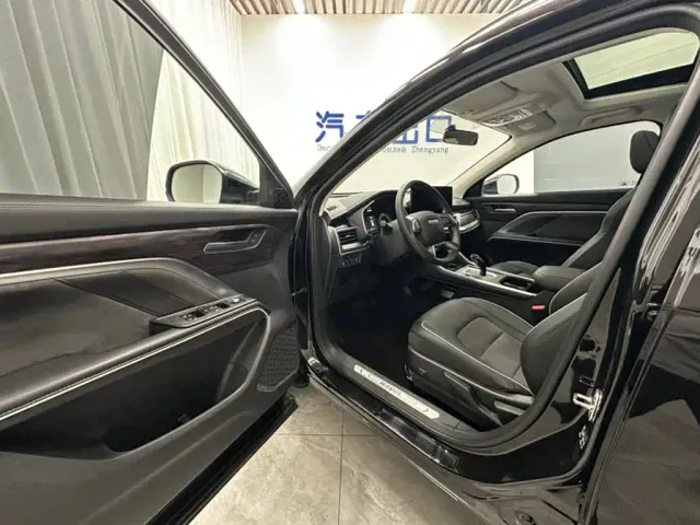 Haval H6 — Фото автомобиля 7