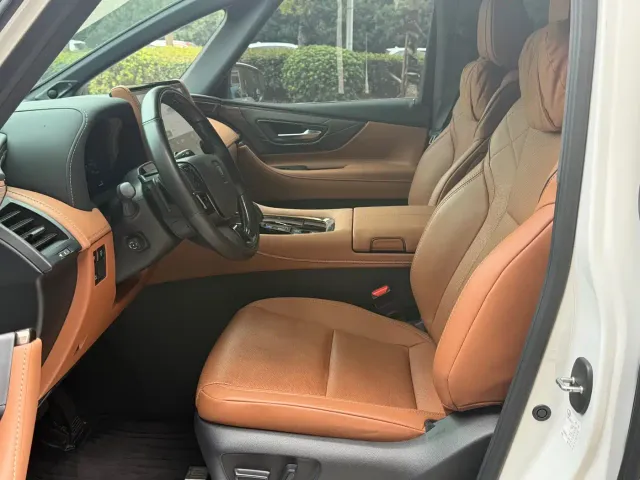 Toyota Vellfire — Фото автомобиля 7