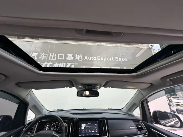 GAC Trumpchi M8 — Фото автомобиля 15