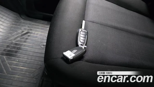 Hyundai Staria Staria Карго 5 мест — Фото автомобиля 16