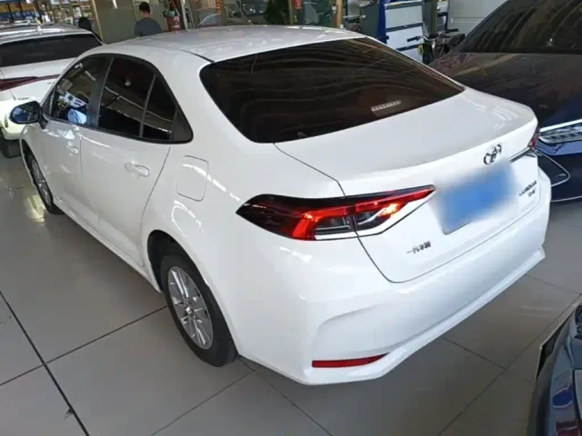 Toyota Corolla — Фото автомобиля 4
