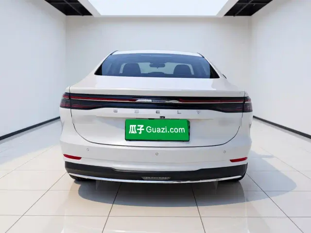 Geely Galaxy A7 EV — Фото автомобиля 3