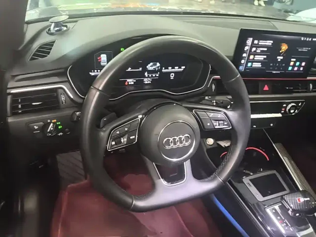 Audi A4L — Фото автомобиля 10