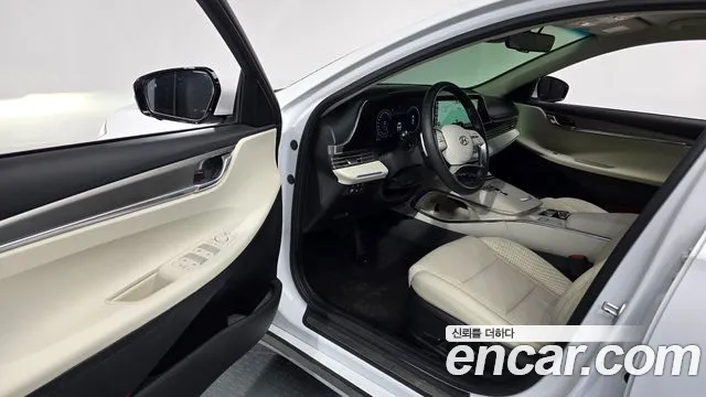Hyundai Grandeur Новый Grandeur IG — Фото автомобиля 10