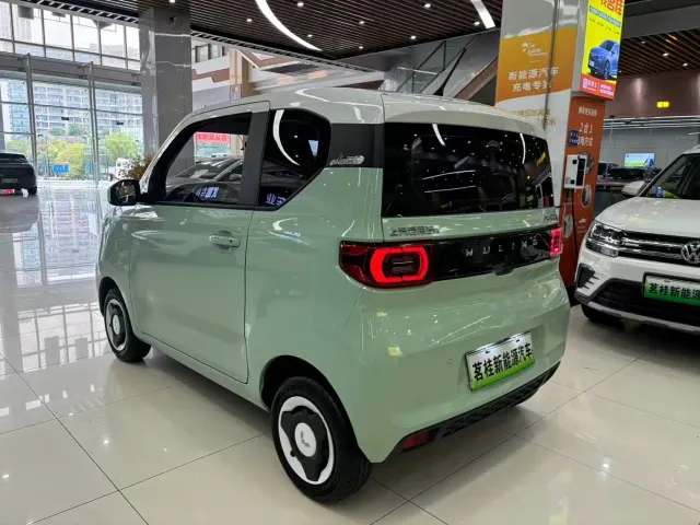 Wuling Hongguang Mini EV — Фото автомобиля 10