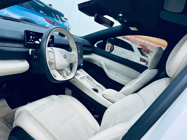 Nio ES6 — Фото автомобиля 4