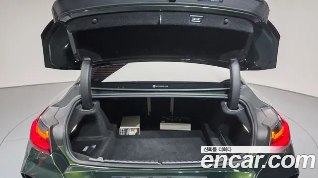 BMW 8 Series G15 — Фото автомобиля 19
