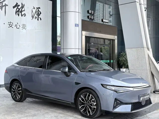 Xpeng P5 — Фото автомобиля 3