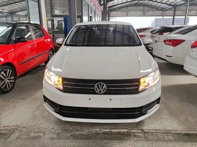 Volkswagen Santana — Фото автомобиля 2