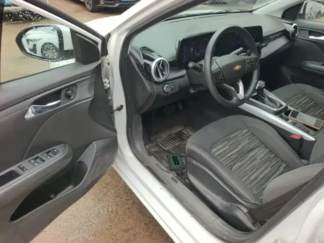 Chevrolet Monza — Фото автомобиля 15
