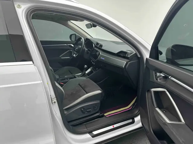 Audi Q3 — Фото автомобиля 7