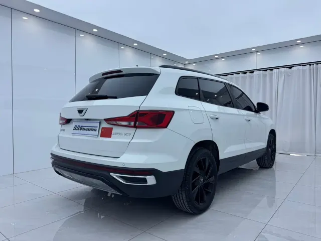 Jetta VS7 — Фото автомобиля 4
