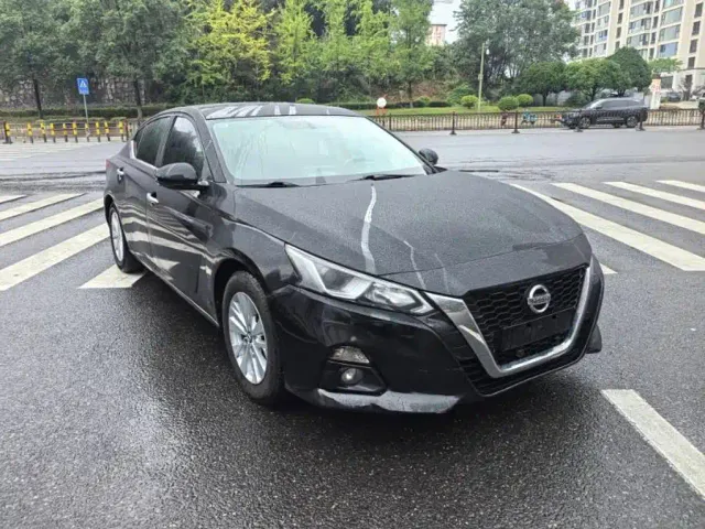 Nissan Teana — Фото автомобиля 2