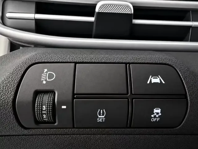 Hyundai Elantra — Фото автомобиля 19